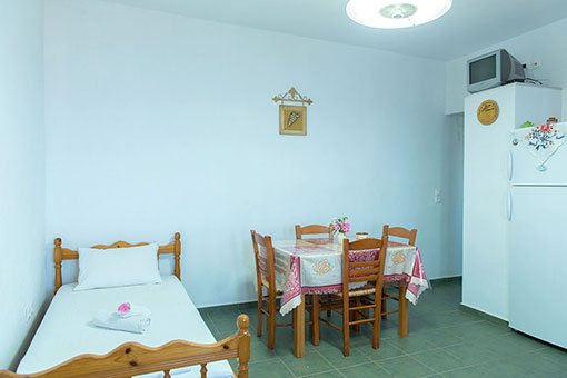 Intérieur de l'appartement à Chryssopigi